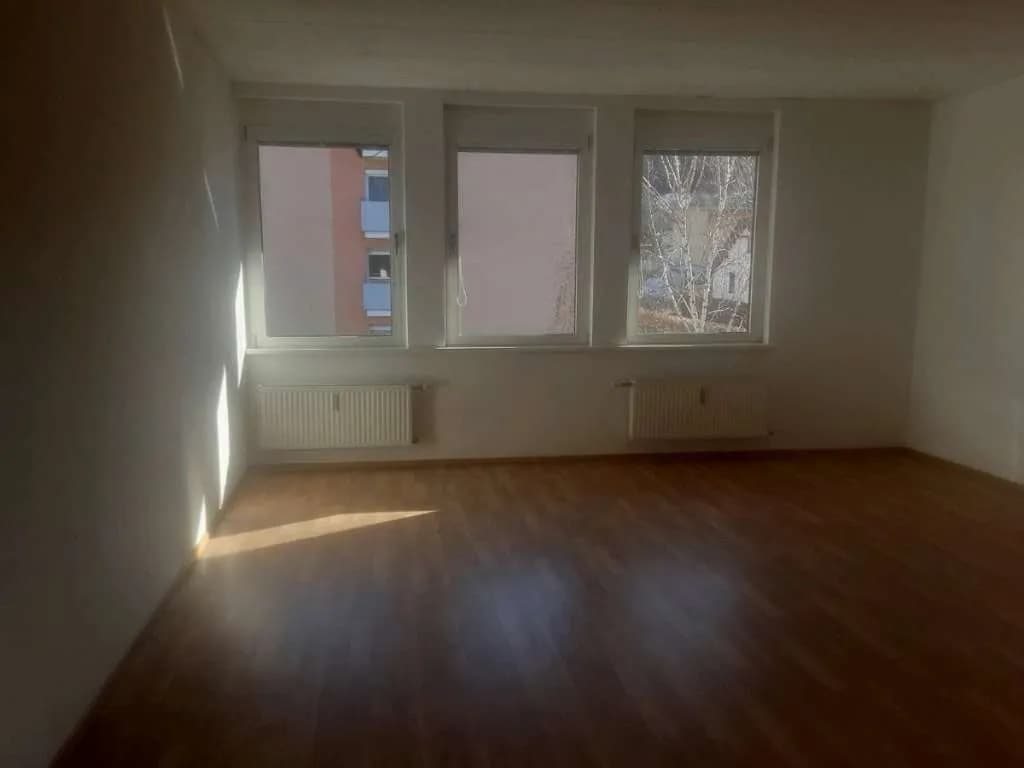 1-Zimmer-Wohnung mieten in Leoben – 49 m², € 565 – Bild 2 von 6