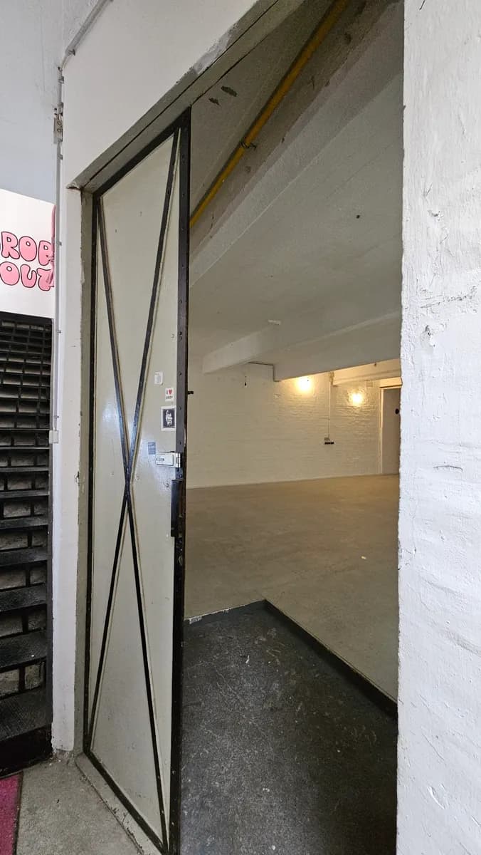 Gewerbeimmobilie mieten in Wien – 127 m², € 1.411 – Bild 8 von 9