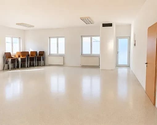 5-Zimmer-Gewerbeimmobilie mieten in Bregenz – 150 m², € 1.700 – Bild 3 von 8