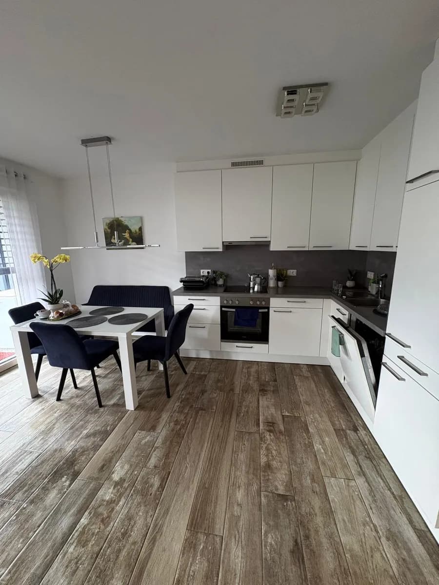2-Zimmer-Wohnung mieten in Innsbruck-Land – 65 m², € 1.400 – Bild 2 von 6