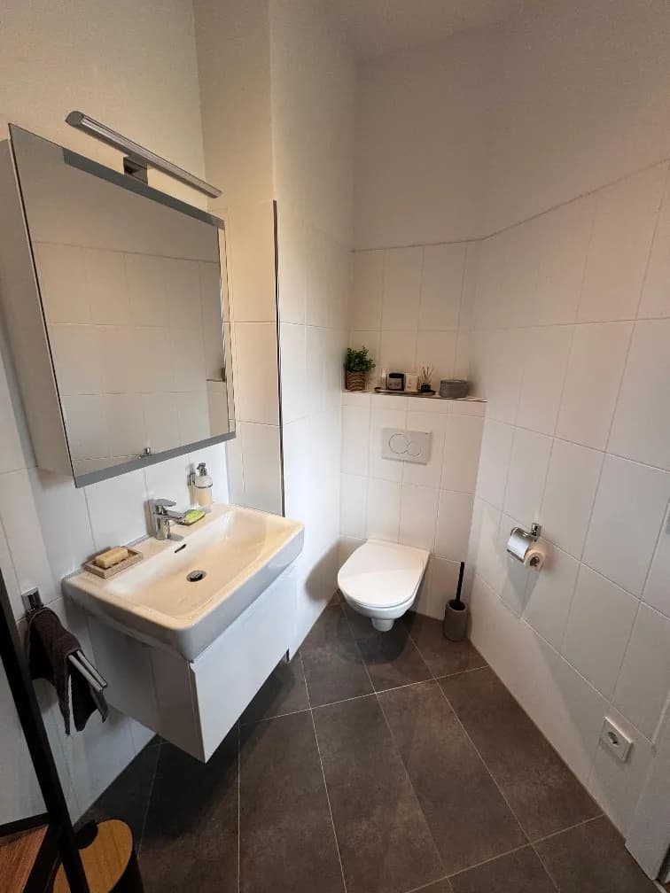 1-Zimmer-Gewerbeimmobilie mieten in Zell am See – 25 m², € 510 – Bild 5 von 6