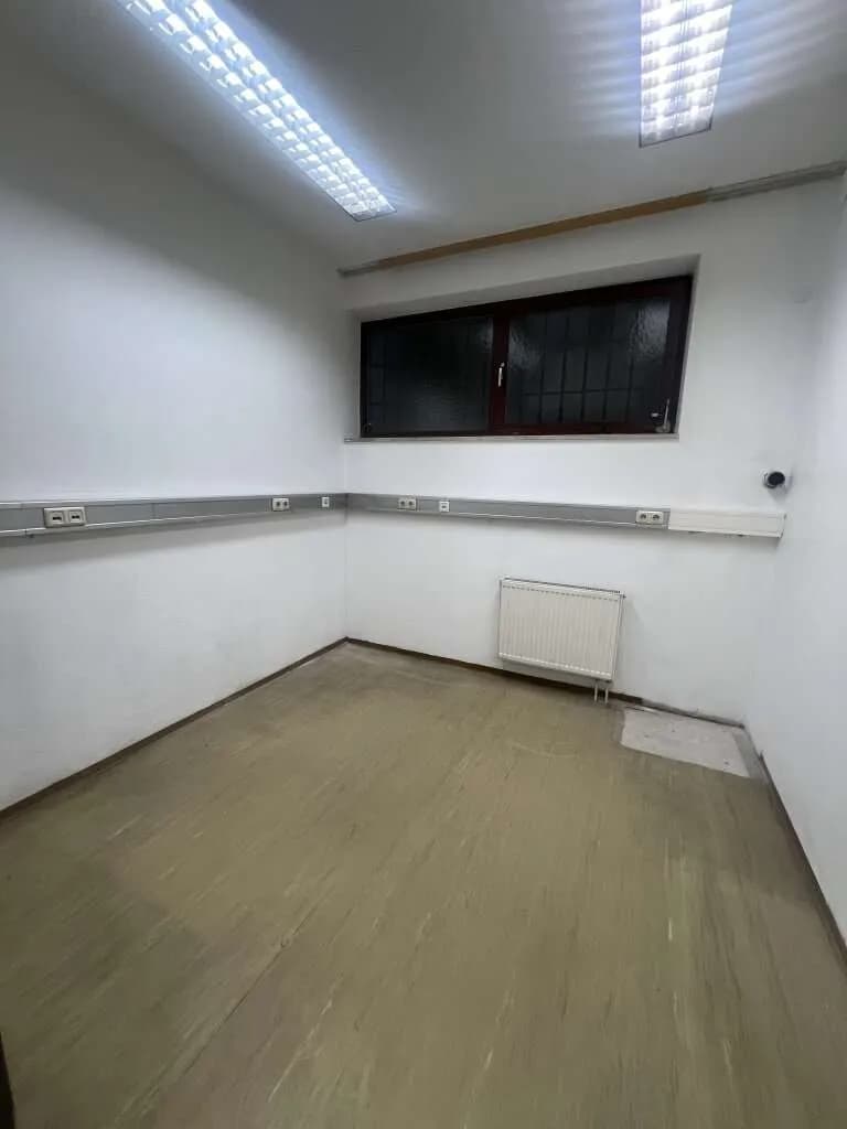 4-Zimmer-Gewerbeimmobilie kaufen in Schwaz – 124 m², € 289.000 – Bild 9 von 12