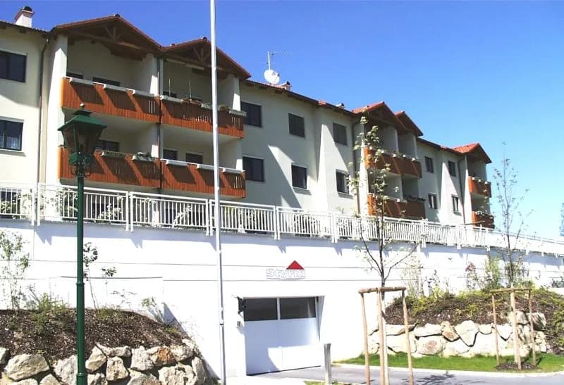 3-Zimmer-Wohnung mieten in Perg – 88,25 m², € 814