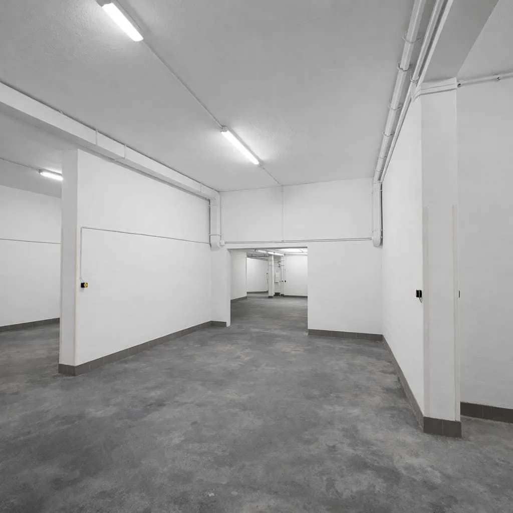 1-Zimmer-Gewerbeimmobilie mieten in Graz – 30 m², € 320 – Bild 2 von 13