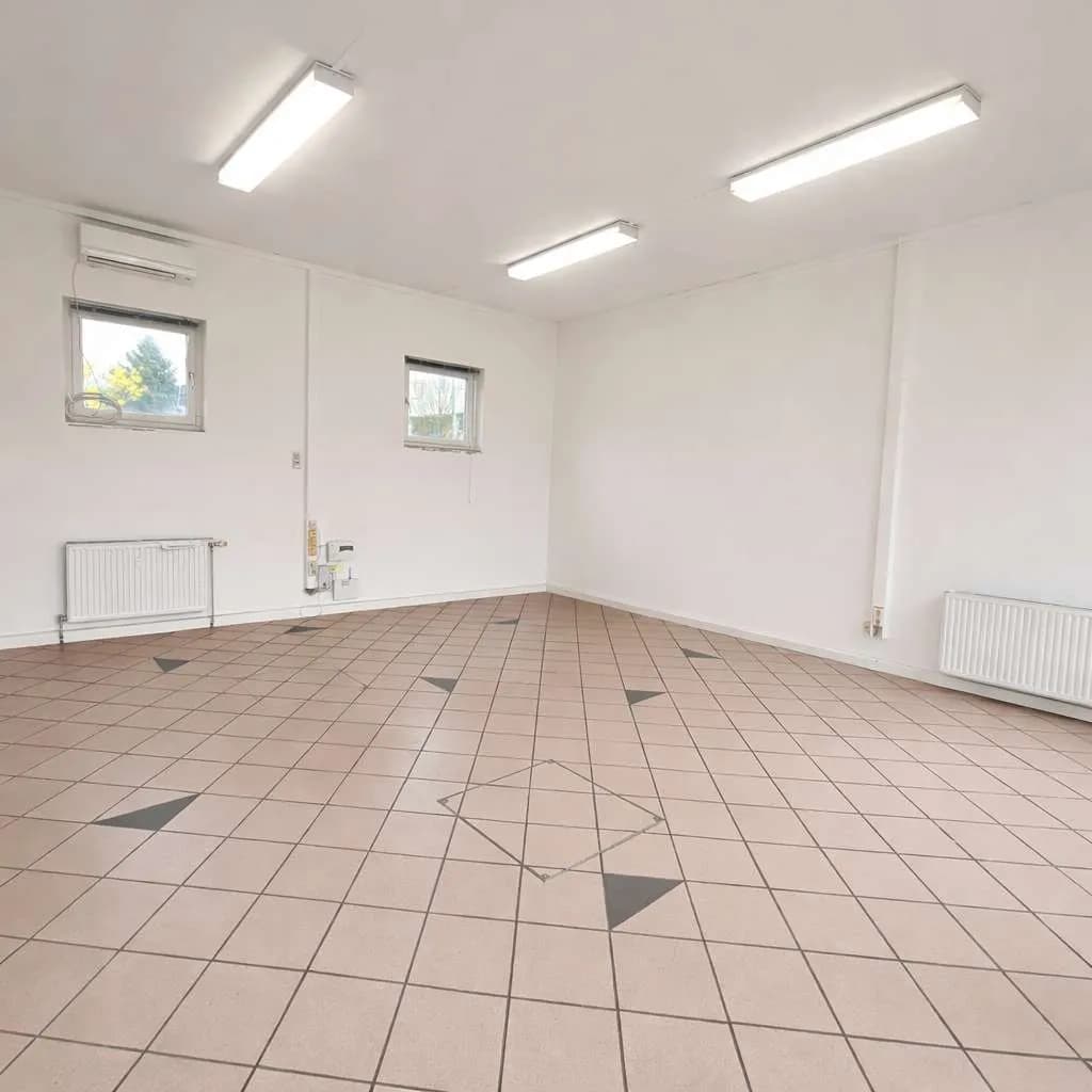 1-Zimmer-Gewerbeimmobilie mieten in Graz – 30 m², € 320 – Bild 11 von 13