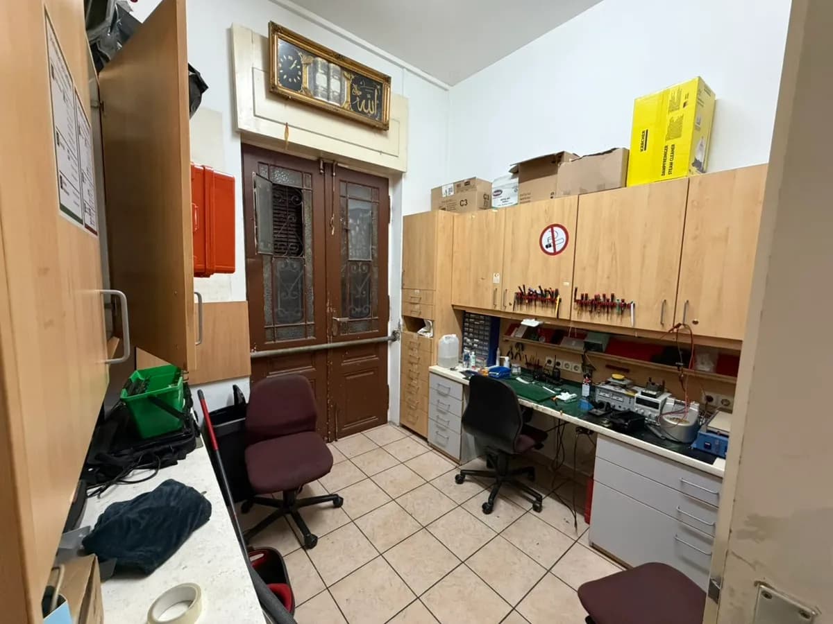 5-Zimmer-Gewerbeimmobilie mieten in Wien – 75 m², € 1.200 – Bild 6 von 10