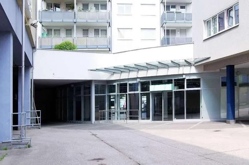 Gewerbeimmobilie mieten in Wels – 425 m² – Bild 2 von 20