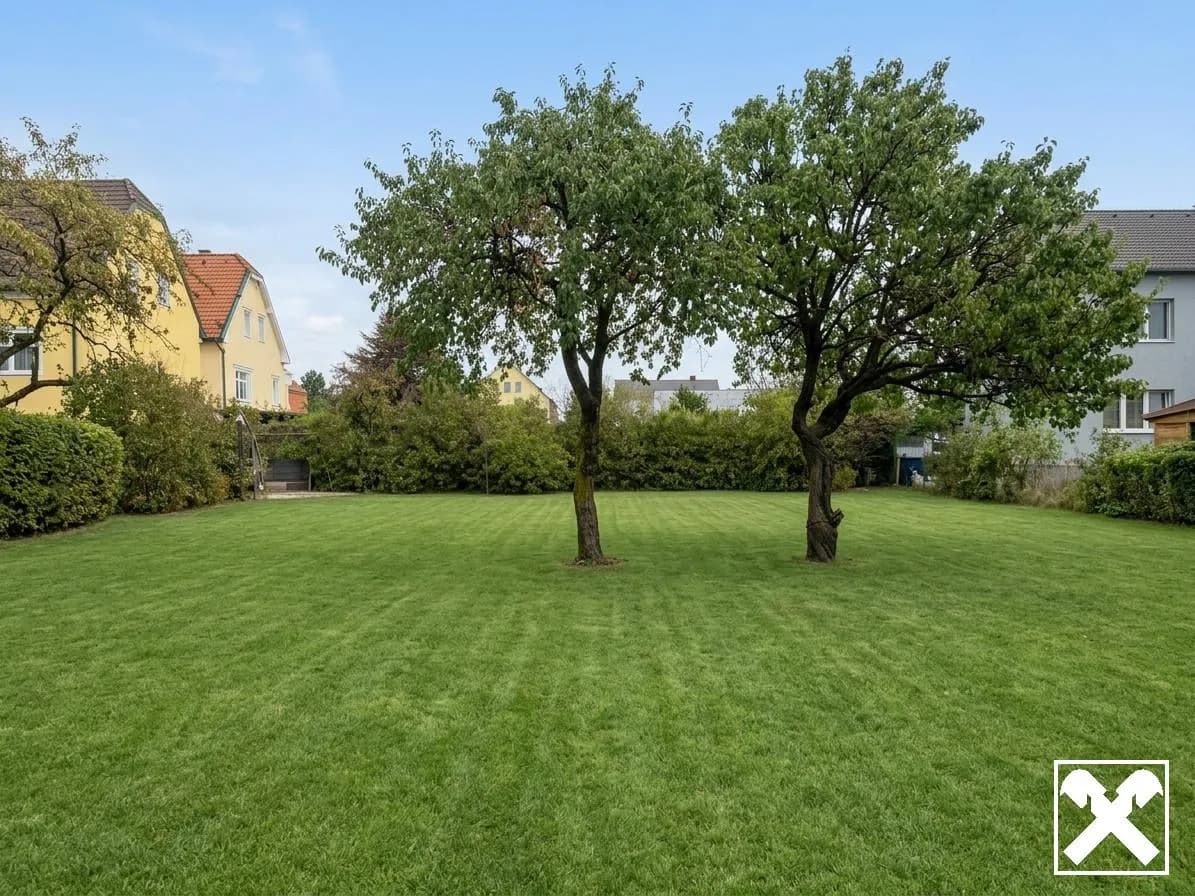 Grundstück kaufen in Wiener Neustadt – 1 004 m², € 555.000