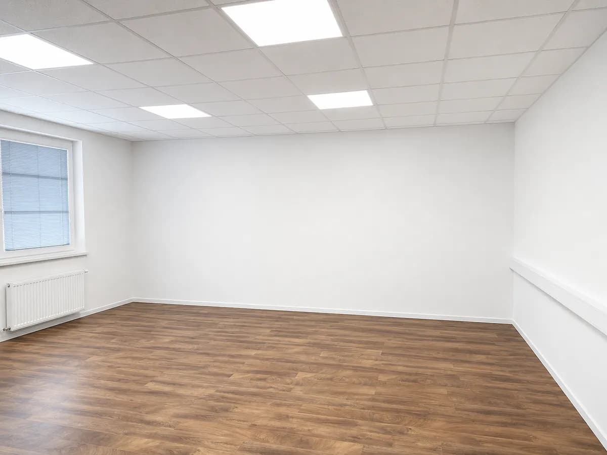 1-Zimmer-Gewerbeimmobilie mieten in Baden – 39 m², € 429 – Bild 3 von 4