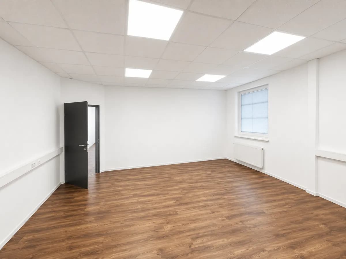 1-Zimmer-Gewerbeimmobilie mieten in Baden – 39 m², € 429 – Bild 4 von 4