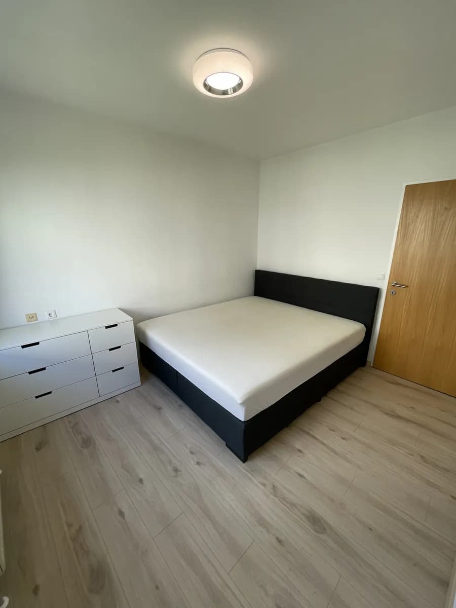 2-Zimmer-Wohnung mieten in Baden – 64 m², € 1.150 – Bild 8 von 14