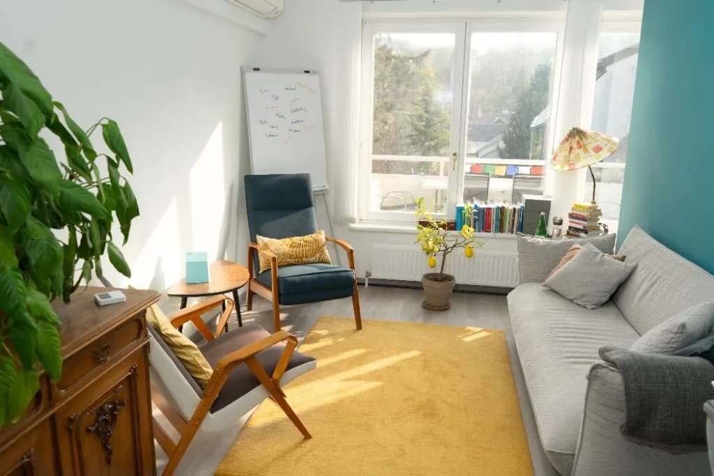2-Zimmer-Gewerbeimmobilie mieten in Tulln – 103 m², € 162 – Bild 2 von 8
