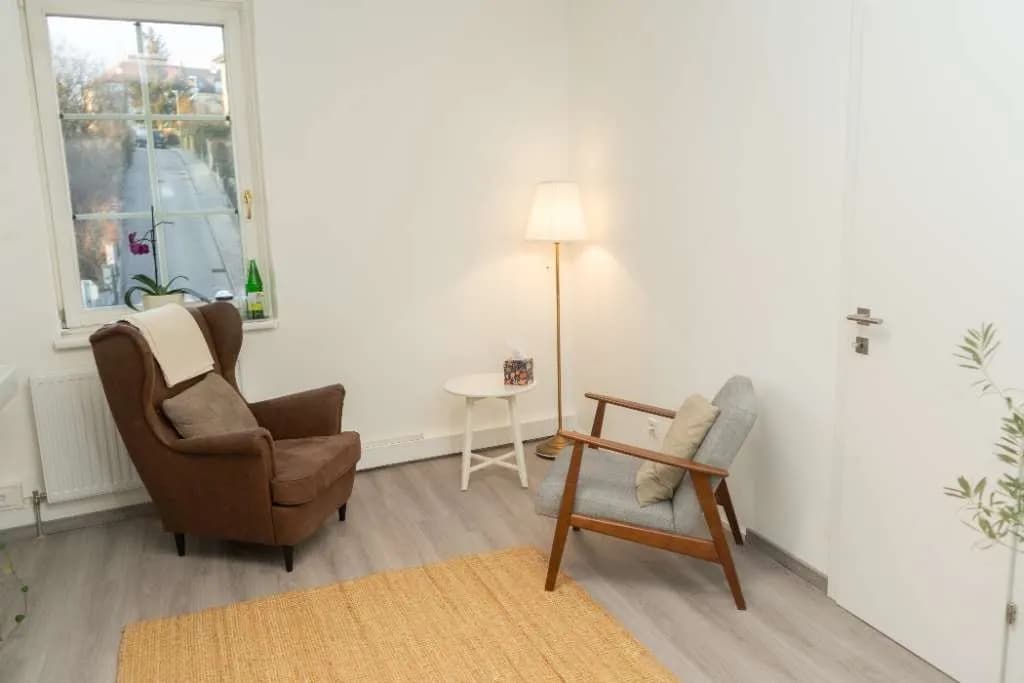 2-Zimmer-Gewerbeimmobilie mieten in Tulln – 103 m², € 162 – Bild 3 von 8