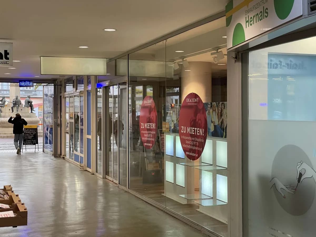 Gewerbeimmobilie mieten in Wien – 251 m², € 11.491