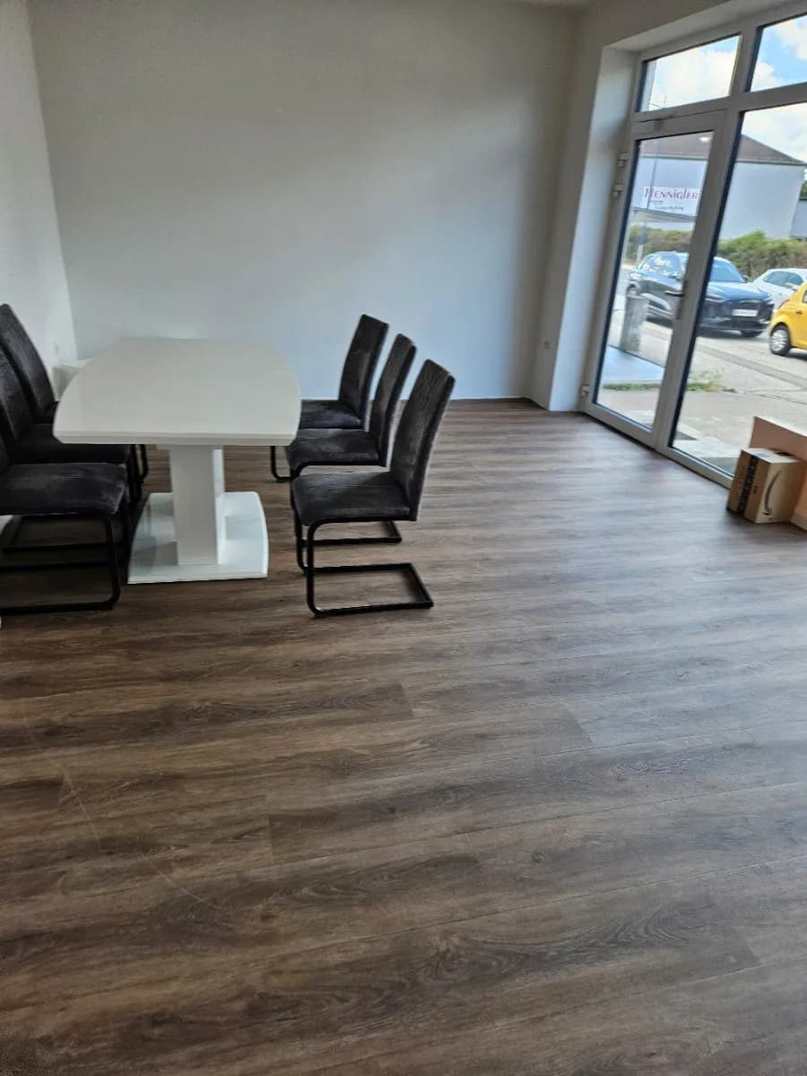 2-Zimmer-Gewerbeimmobilie mieten in Amstetten – 40 m², € 500 – Bild 2 von 7