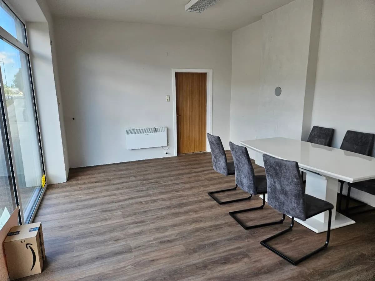 2-Zimmer-Gewerbeimmobilie mieten in Amstetten – 40 m², € 500 – Bild 3 von 7