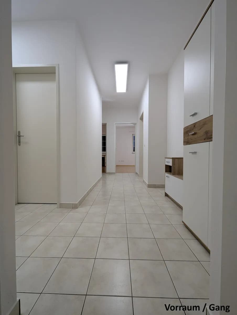 4-Zimmer-Wohnung mieten in Mistelbach – 111 m², € 1.390 – Bild 2 von 36