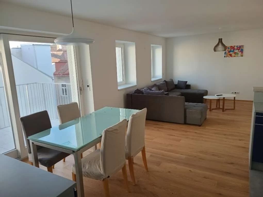 3-Zimmer-Wohnung mieten in Wien – 91 m², € 2.320