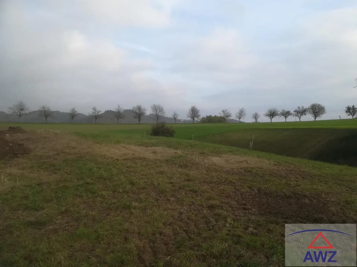 Grundstück kaufen in Perg – 816 m²