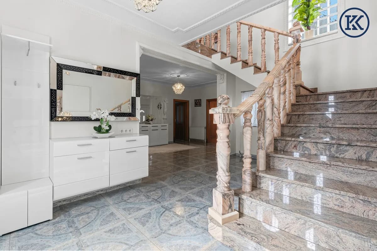 8-Zimmer-Haus kaufen in Hollabrunn – 307,35 m² – Bild 3 von 48