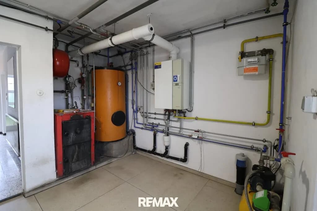 6-Zimmer-Gewerbeimmobilie kaufen in Perg – 186 m², € 450.000 – Bild 11 von 36