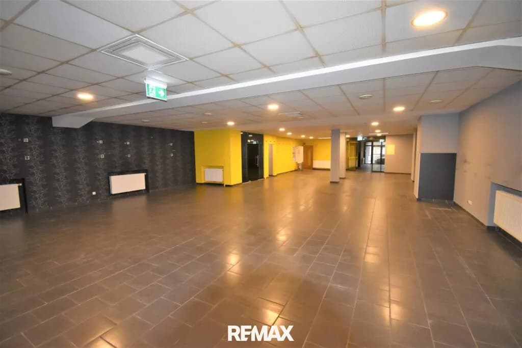 Gewerbeimmobilie mieten in Wien – 586 m², € 6.730