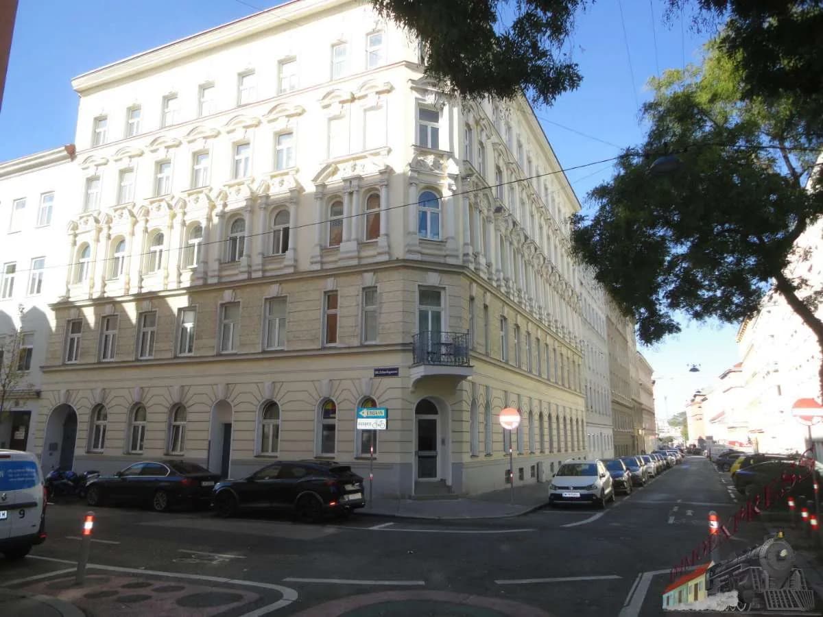 Haus kaufen in Wien – 1 546 m², € 594.000