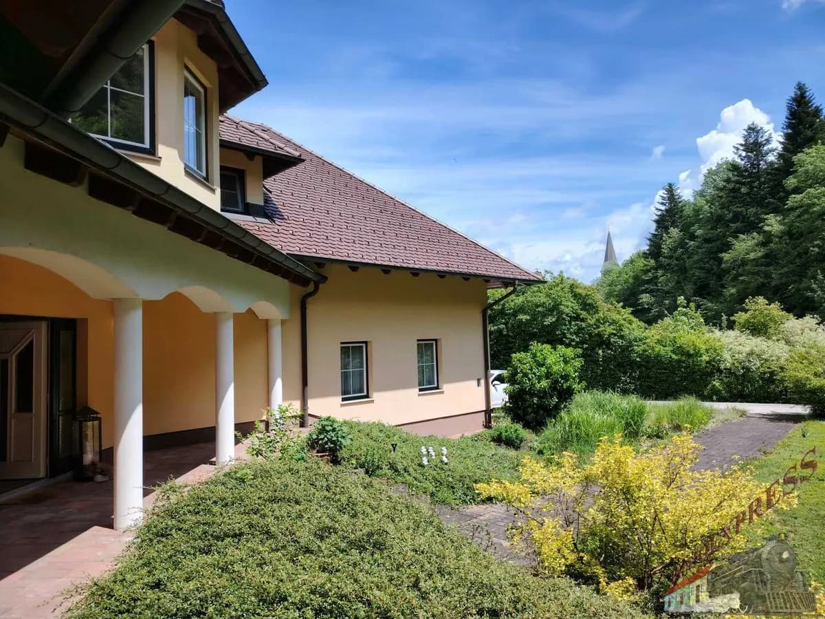8-Zimmer-Immobilie kaufen in Baden – 285 m², € 595.000 – Bild 4 von 35