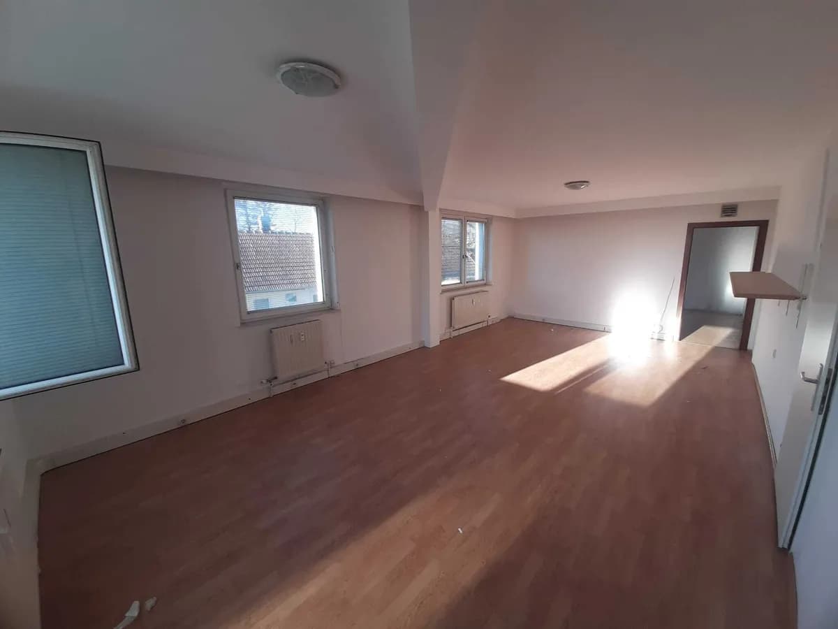 Gewerbeimmobilie mieten in Bruck an der Leitha – 53 m², € 550