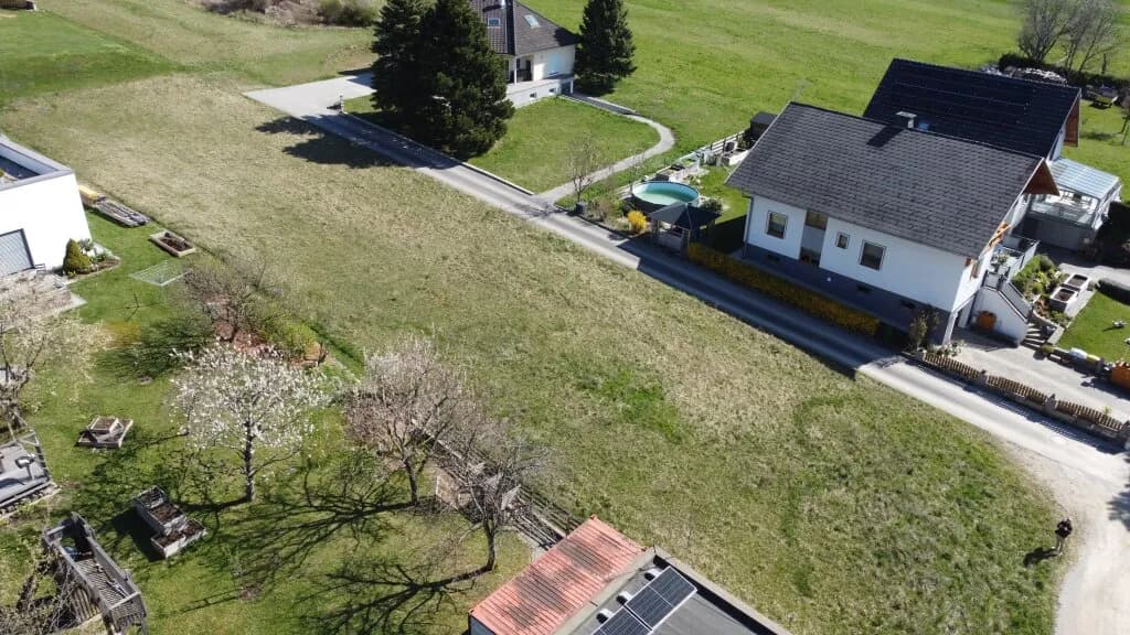 Grundstück kaufen in Wiener Neustadt Land – 842 m², € 160.000 – Bild 2 von 4
