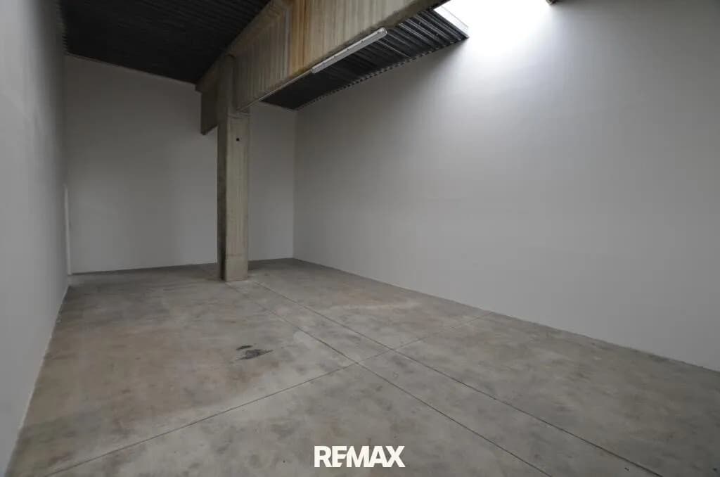Gewerbeimmobilie mieten in Bruck an der Leitha – 13 m², € 170