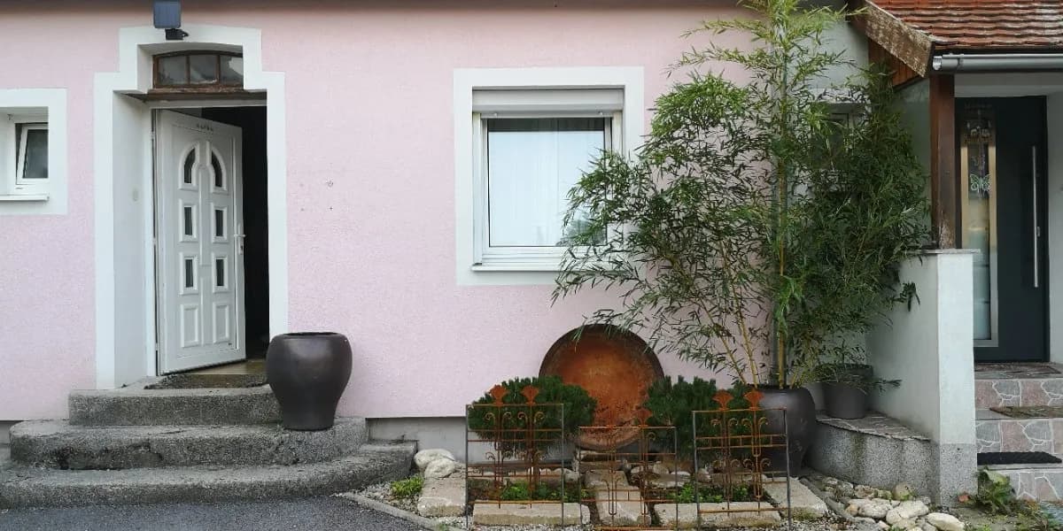 2-Zimmer-Haus mieten in Steyr – 90 m², € 1.200 – Bild 1 von 8