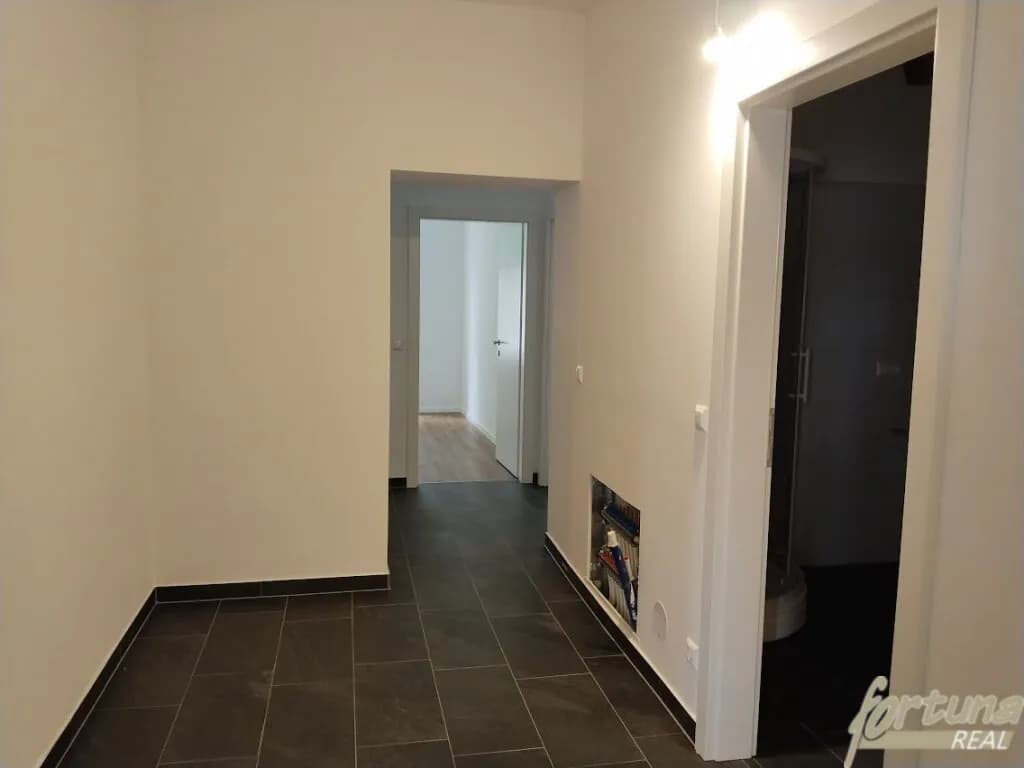 Gewerbeimmobilie kaufen in Sankt Pölten – 508 m², € 794.000 – Bild 4 von 11