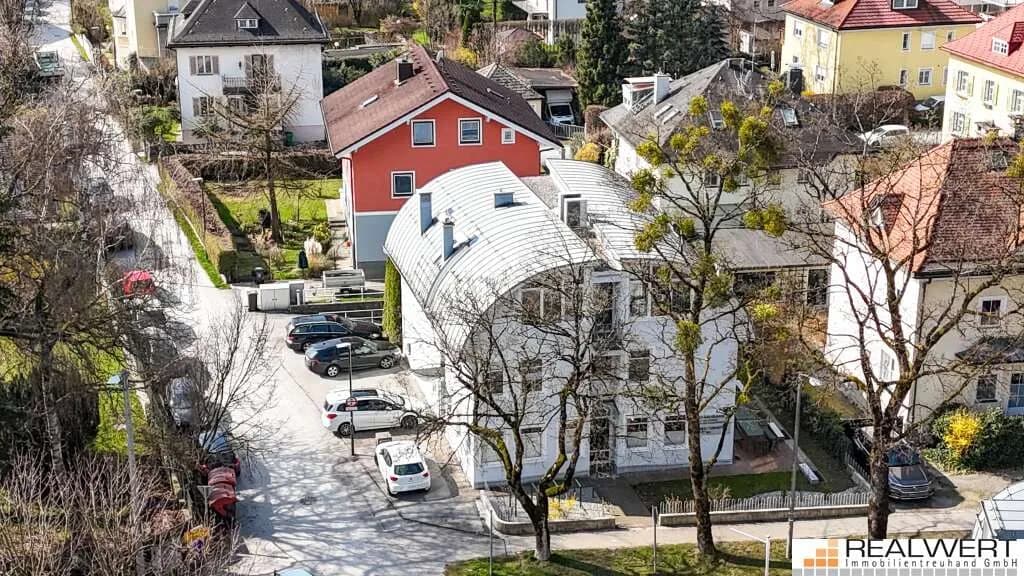 Gewerbeimmobilie mieten in Salzburg Stadt – 293 m², € 6.252