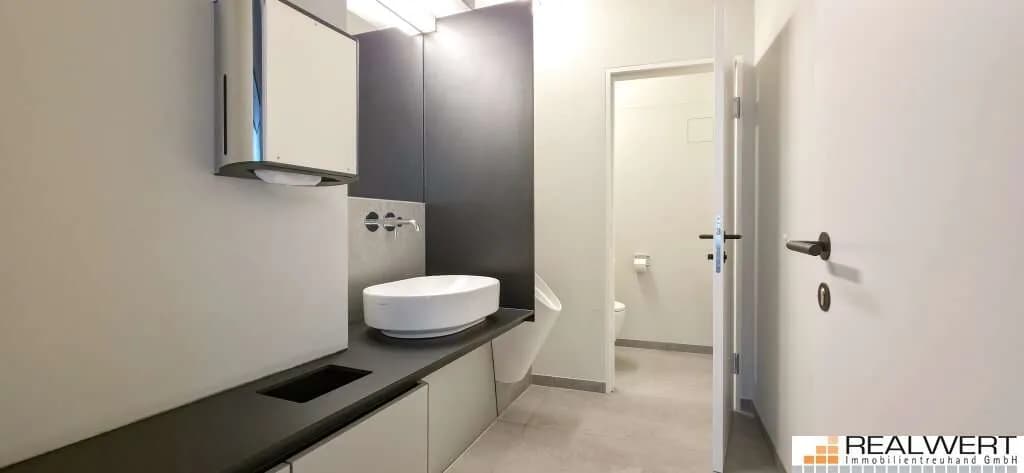 Gewerbeimmobilie mieten in Salzburg Stadt – 293 m², € 6.252 – Bild 13 von 19