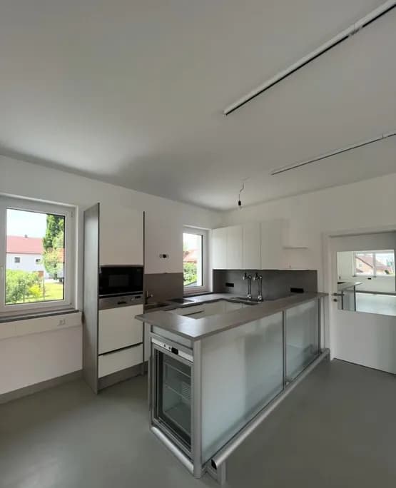 Gewerbeimmobilie mieten in Perg – 86 m², € 1.060 – Bild 5 von 5