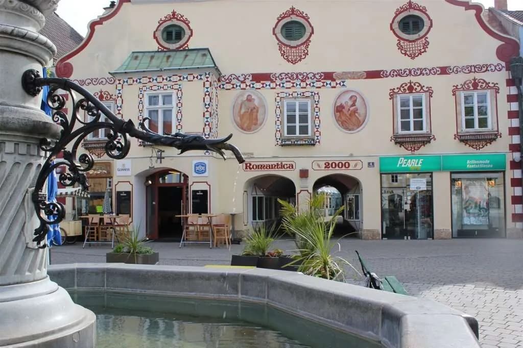 8-Zimmer-Gewerbeimmobilie mieten in Neunkirchen – 188 m², € 1.966
