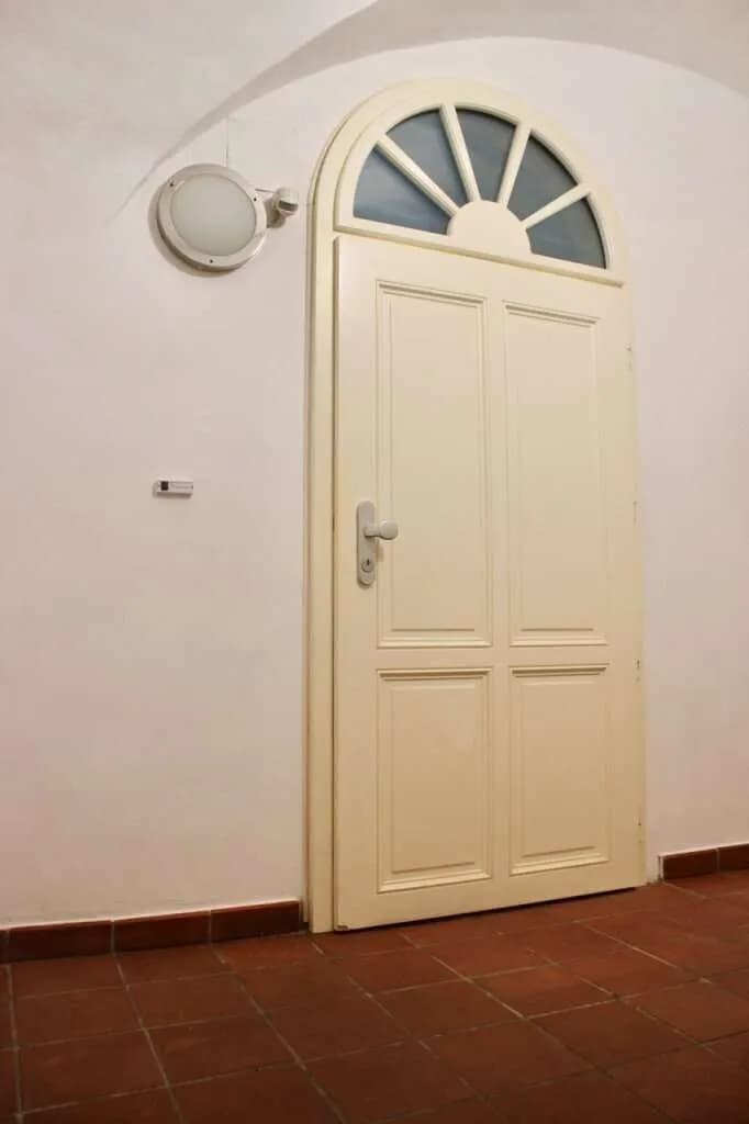 8-Zimmer-Gewerbeimmobilie mieten in Neunkirchen – 188 m², € 1.966 – Bild 8 von 8