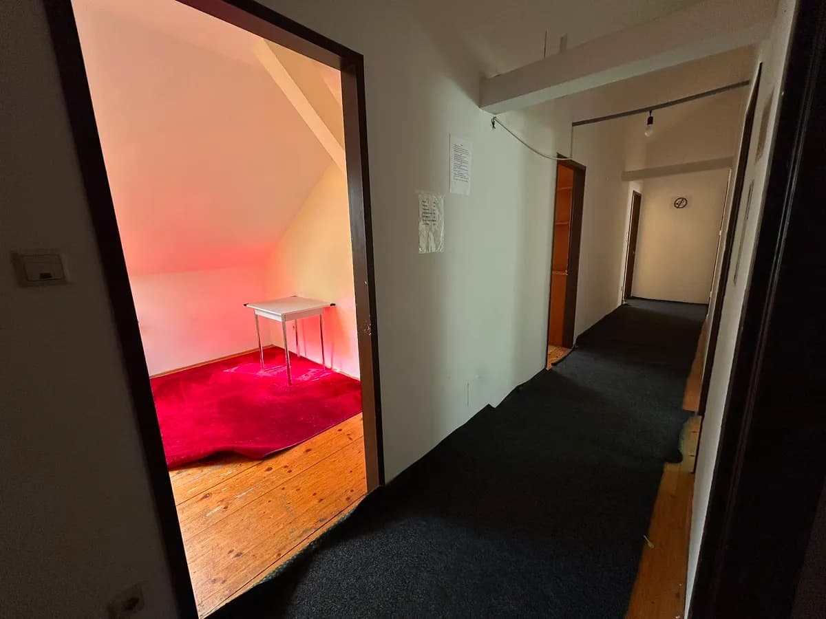 12-Zimmer-Gewerbeimmobilie mieten in Wien – 180 m², € 3.500 – Bild 2 von 23