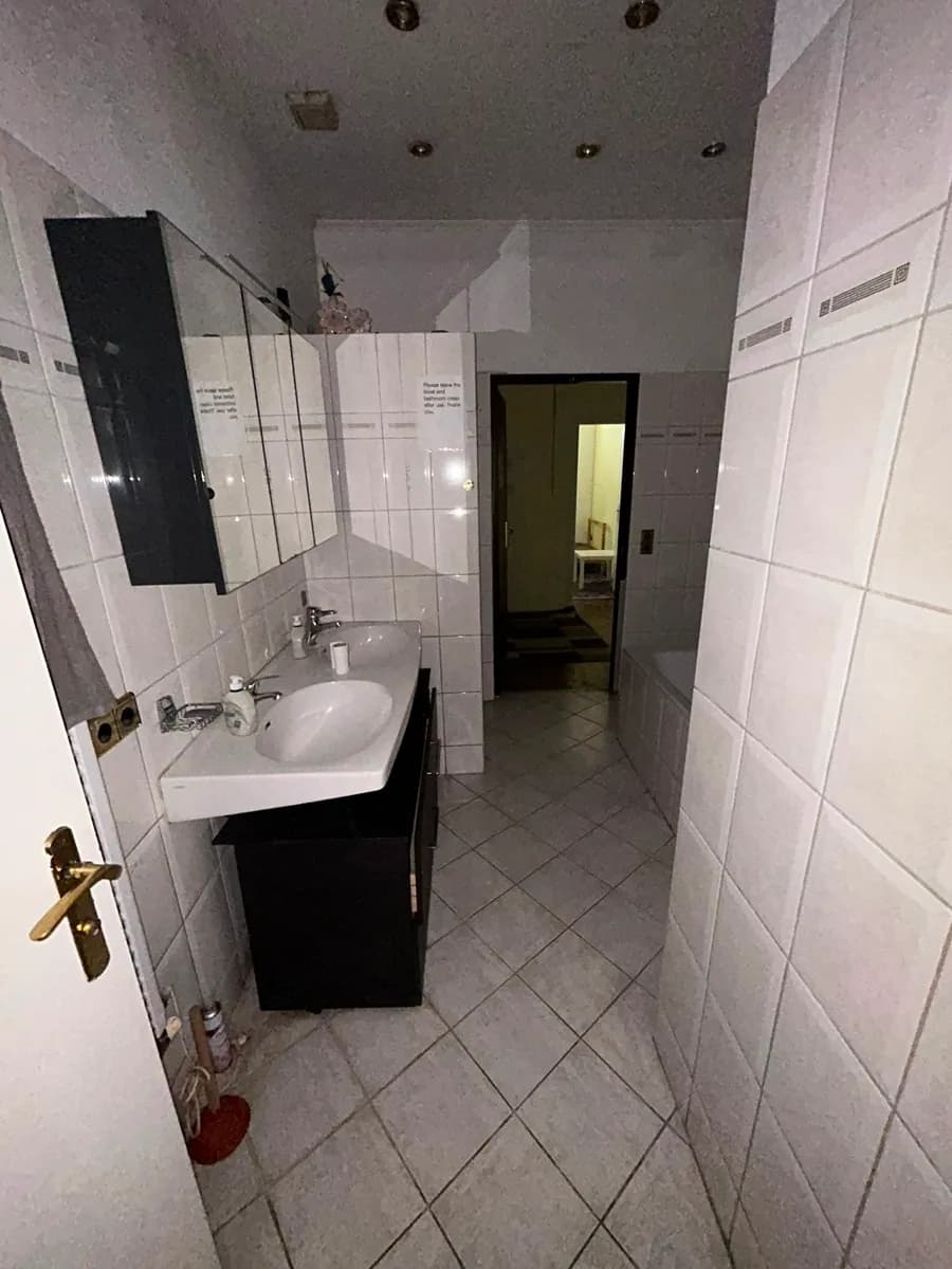 12-Zimmer-Gewerbeimmobilie mieten in Wien – 180 m², € 3.500 – Bild 14 von 23