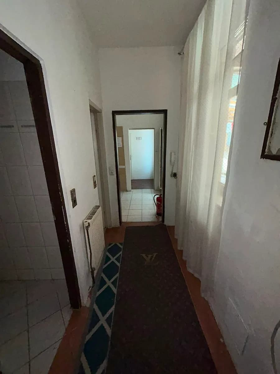 12-Zimmer-Gewerbeimmobilie mieten in Wien – 180 m², € 3.500 – Bild 15 von 23