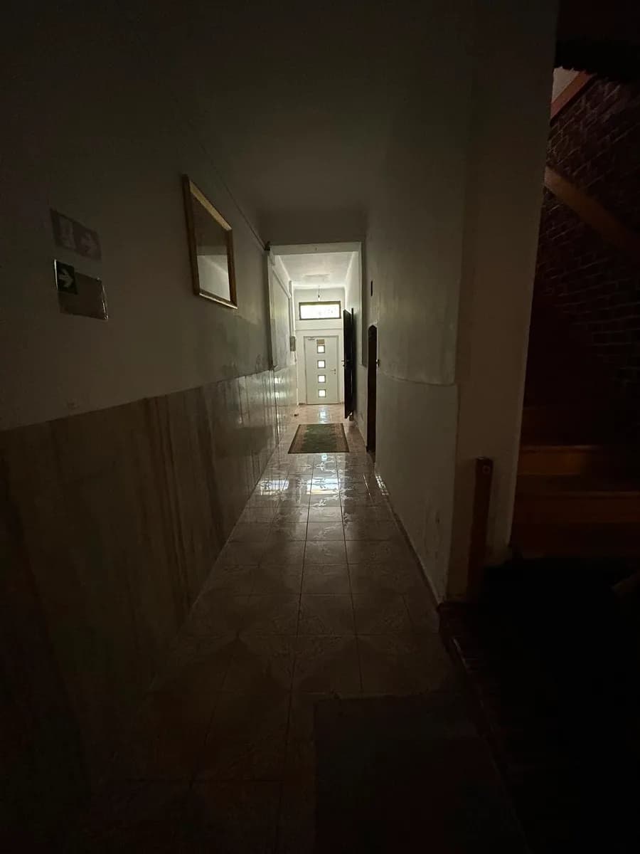 12-Zimmer-Gewerbeimmobilie mieten in Wien – 180 m², € 3.500 – Bild 23 von 23