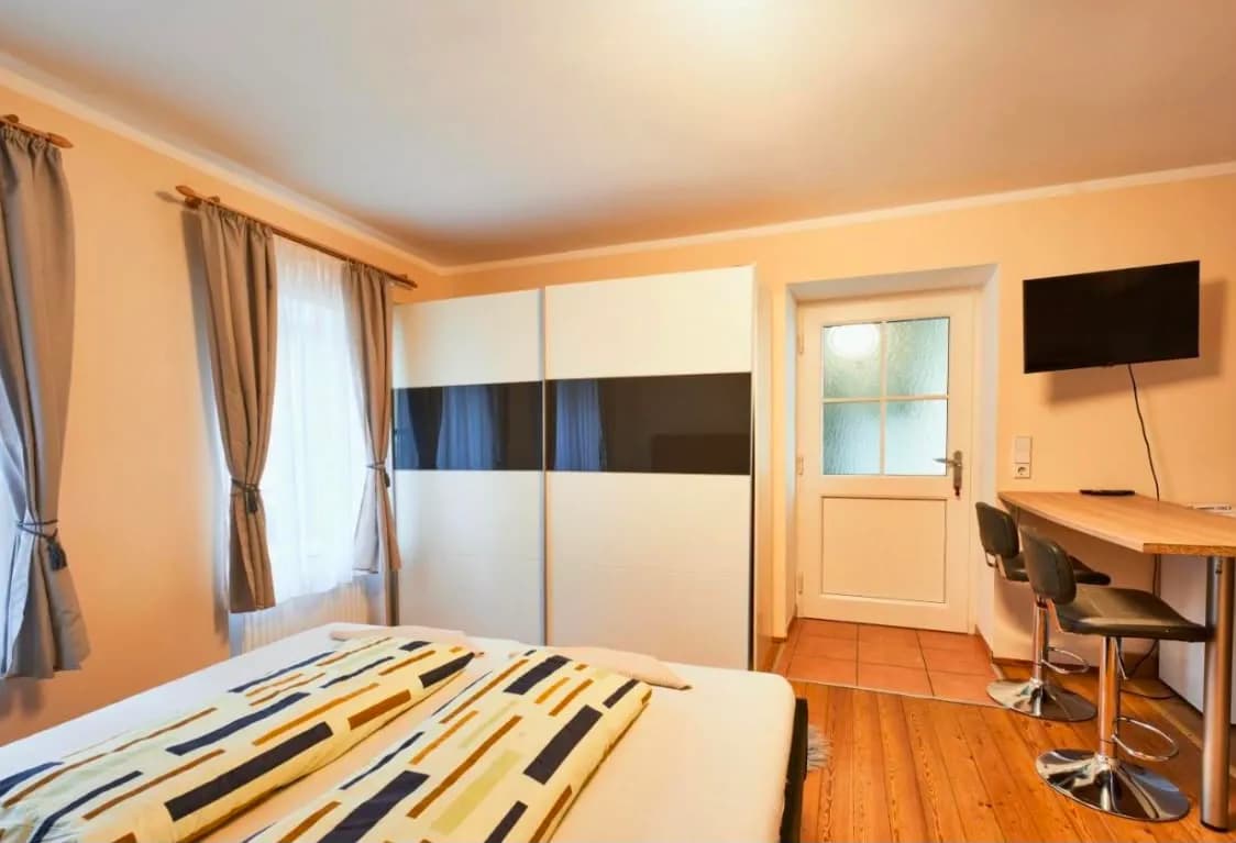 13-Zimmer-Gewerbeimmobilie mieten in Wien – 400 m², € 5.900 – Bild 3 von 7