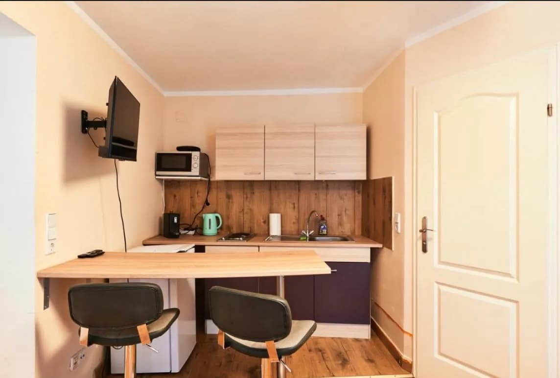 13-Zimmer-Gewerbeimmobilie mieten in Wien – 400 m², € 5.900 – Bild 4 von 7