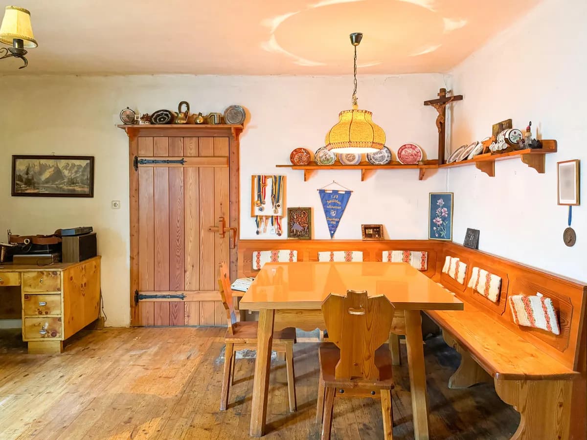 Haus kaufen in Neunkirchen – 346 m², € 175.000 – Bild 6 von 11