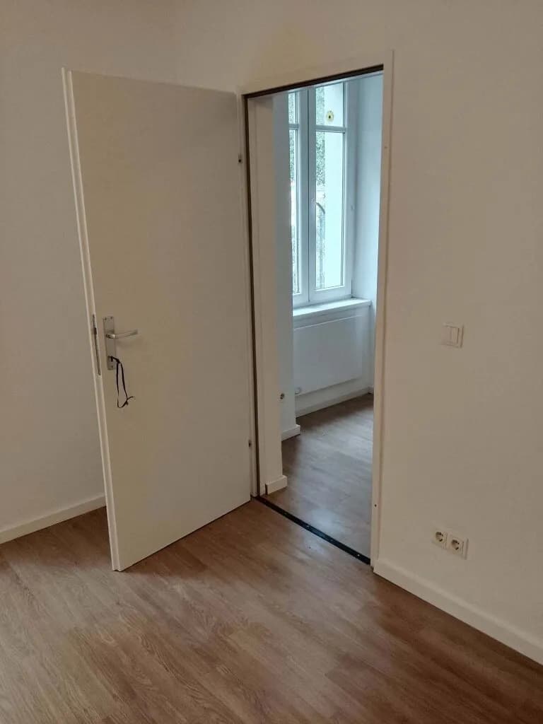 1-Zimmer-Wohnung kaufen in Bruck an der Leitha – 33 m², € 59.000 – Bild 3 von 7