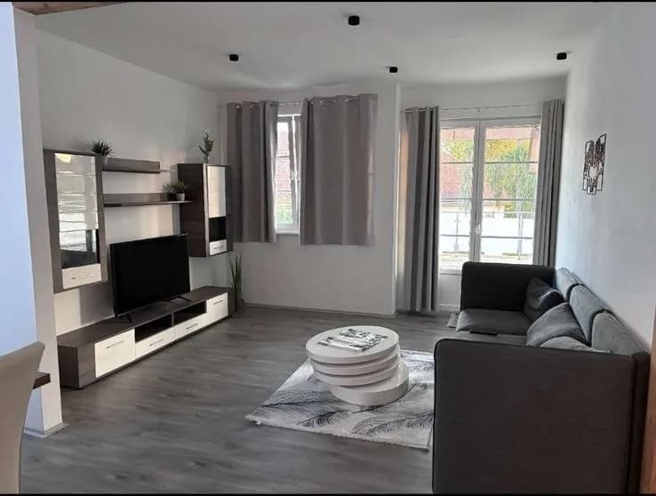 Haus mieten in Vöcklabruck – 190 m², € 1.480 – Bild 10 von 11