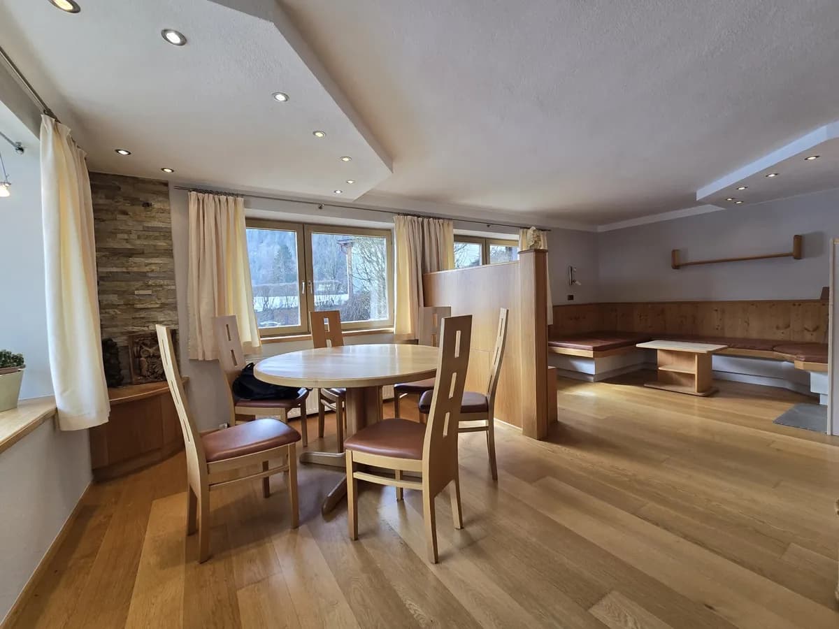 16-Zimmer-Gewerbeimmobilie kaufen in Kitzbühel – 387 m², € 1.332.500 – Bild 8 von 36