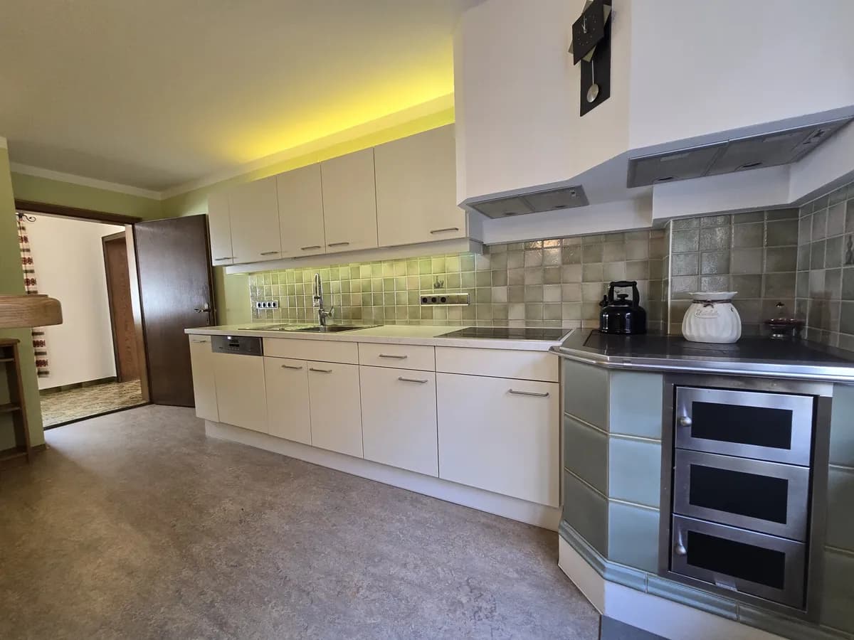 16-Zimmer-Gewerbeimmobilie kaufen in Kitzbühel – 387 m², € 1.332.500 – Bild 10 von 36
