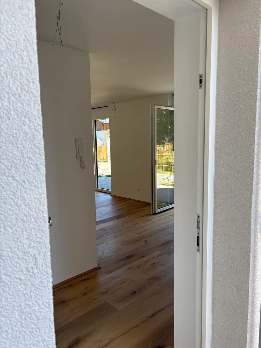 2-Zimmer-Wohnung mieten in Kitzbühel – 47 m², € 1.150 – Bild 2 von 9